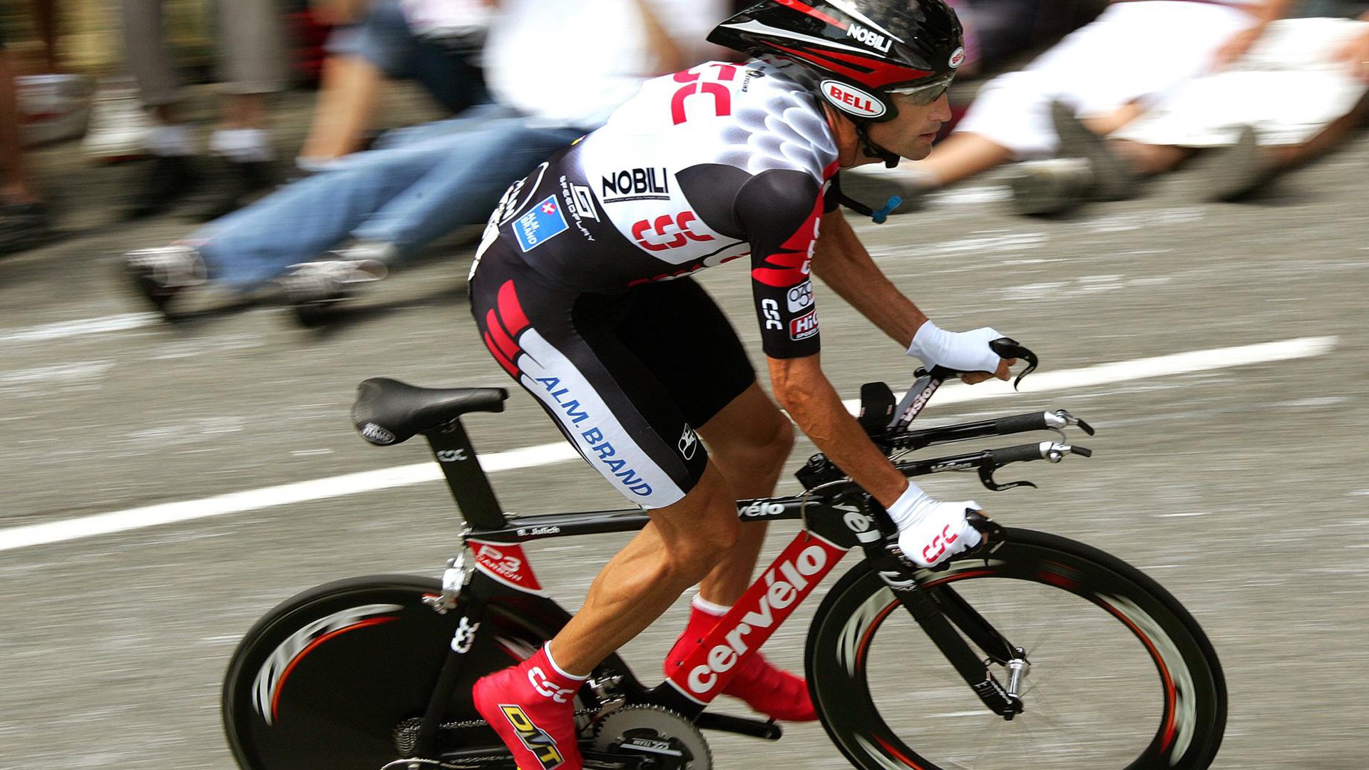 中国香港队未来发展：如何通过国际交流推动技术革新与提升，香港队伍